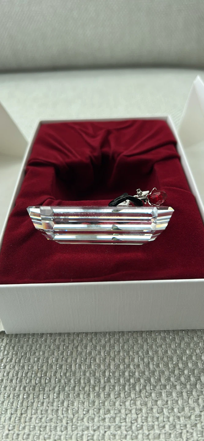SCS Annual Edition 2001 Harlequin Crystal Rose Sculpture - photo 2