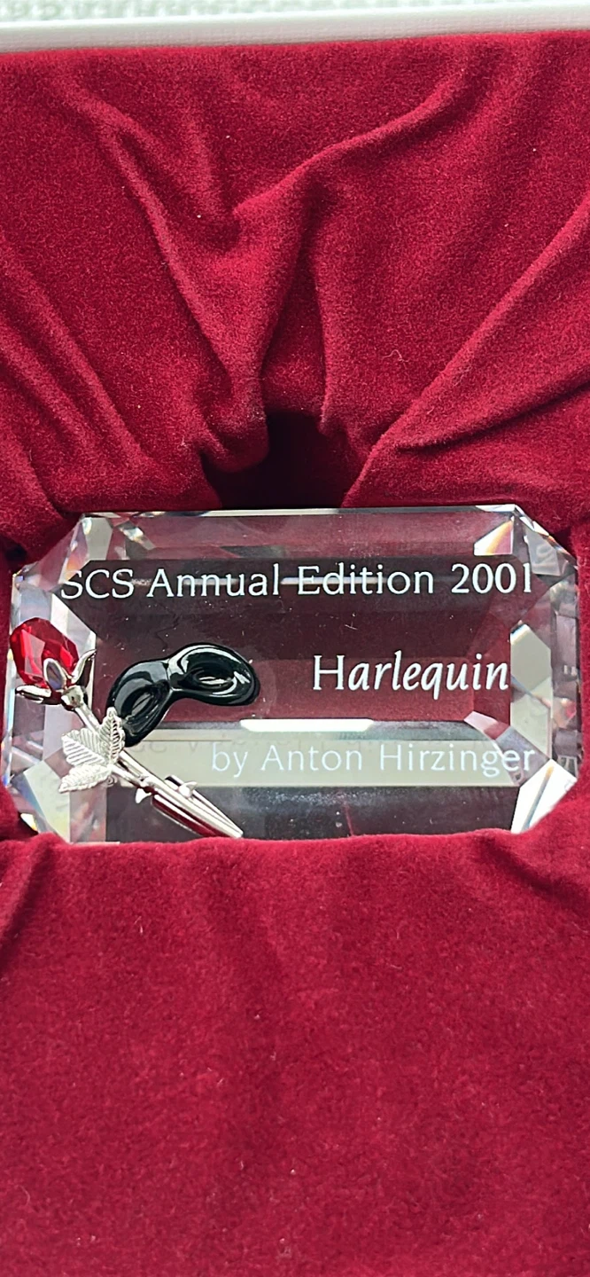 SCS Annual Edition 2001 Harlequin Crystal Rose Sculpture - photo 4