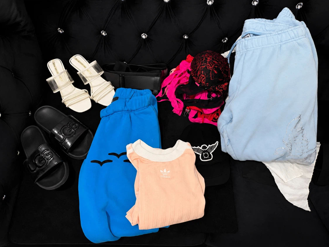 SALE Clothing and Accessories Bundle - photo 3