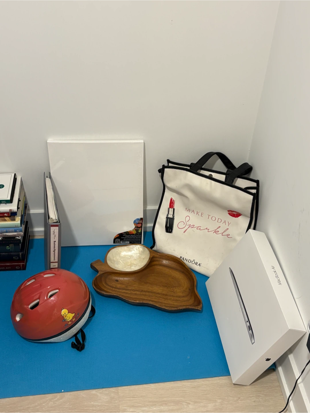 Large Household Lot - Electronics, Beauty, Books, Decor & More - photo 2