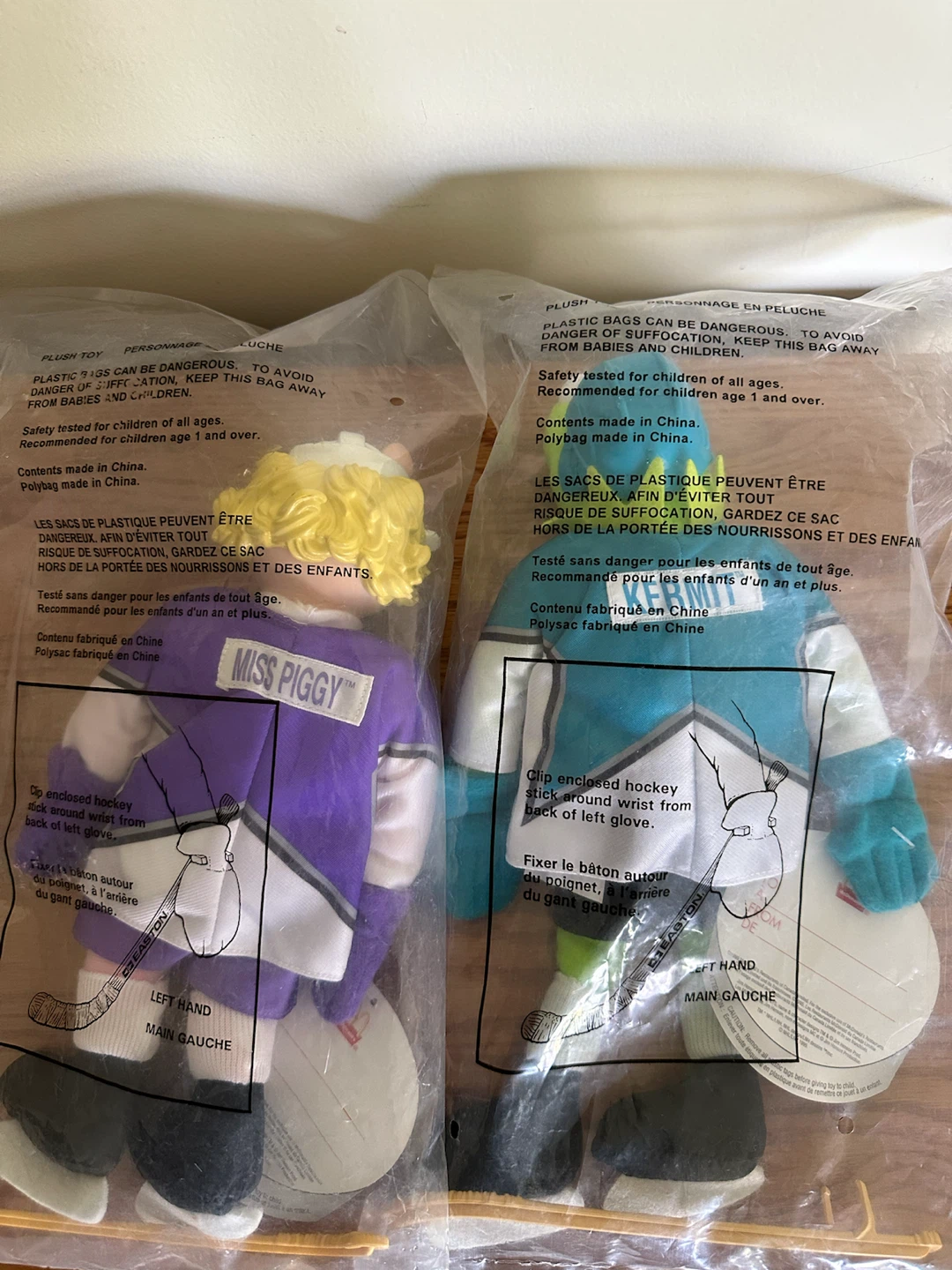 Muppets Hockey Plush Toys - Kermit & Miss Piggy - photo 2
