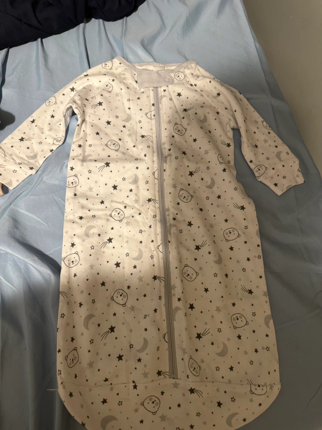Baby boy clothes from 0-6 months and diapers - photo 2