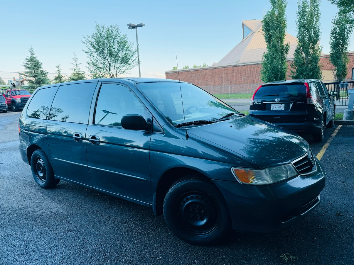 2003 Honda Odyssey - photo 2