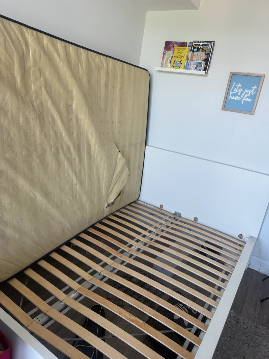 Queen Mattress & Bedframe Set - photo 2
