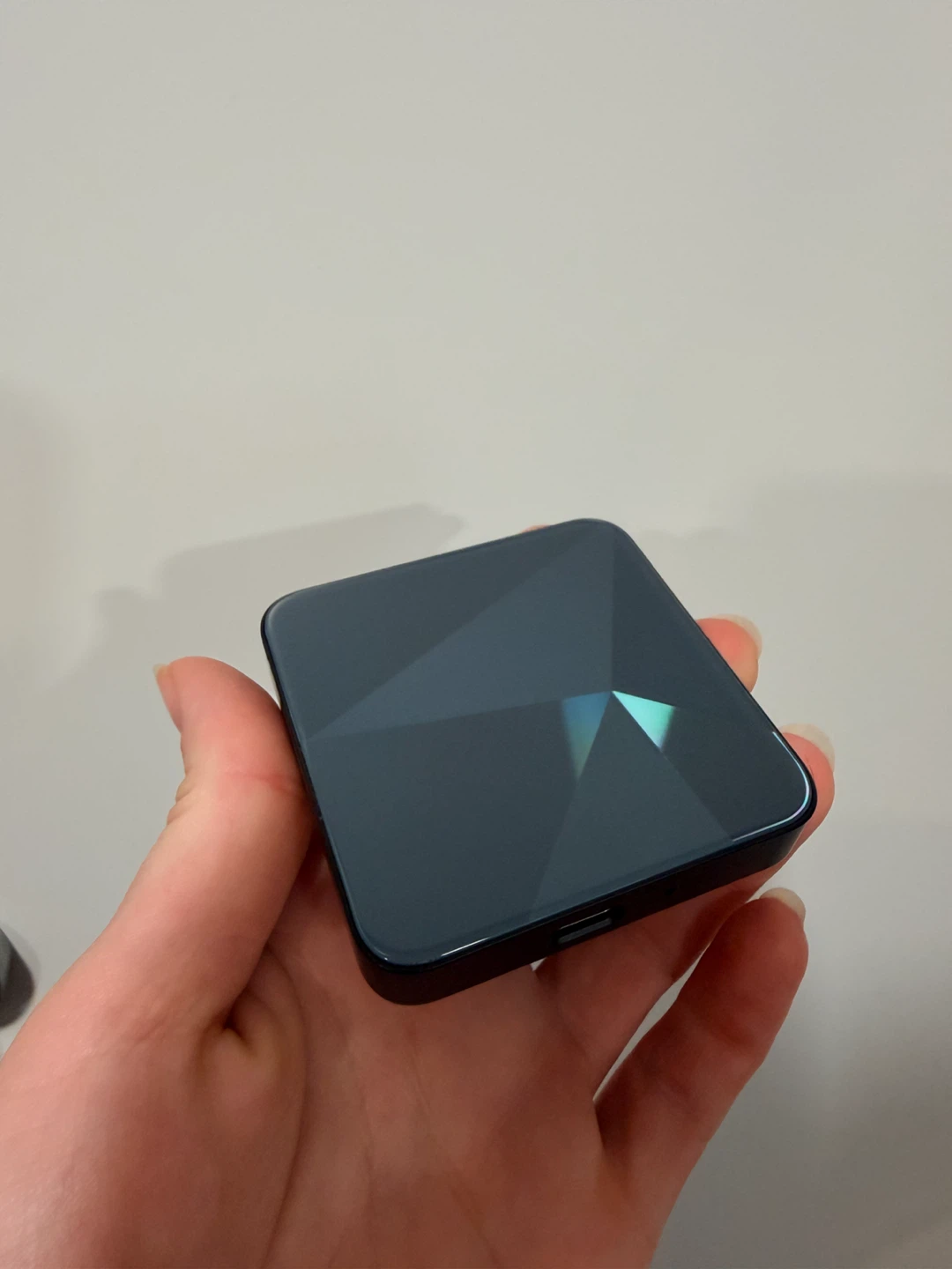 Wireless CarPlay Adapter / Wireless Magic Box – Plug & Play