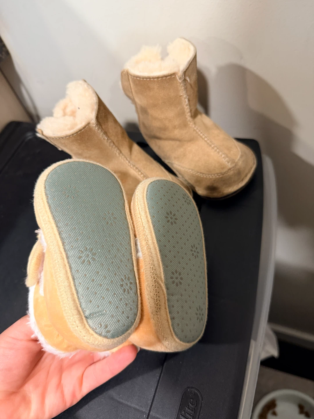 UGG Baby Sheepskin Boots + Cozy Booties Bundle (0–6 Months) - photo 5