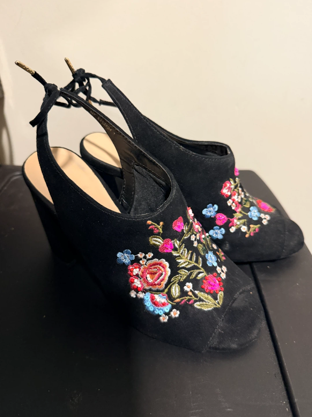New Look Embroidered Block Heel Sandals – Size 36 (US 6-6.5) - photo 4