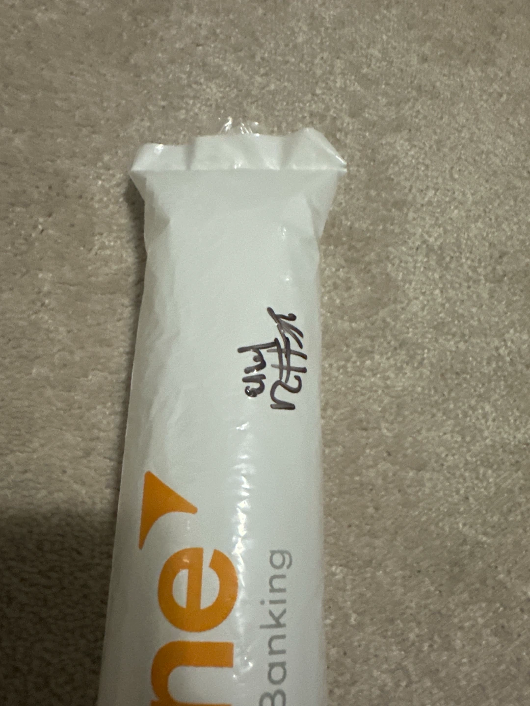 Tangerine 905 Raptors Fan Blower with Autograph - photo 2