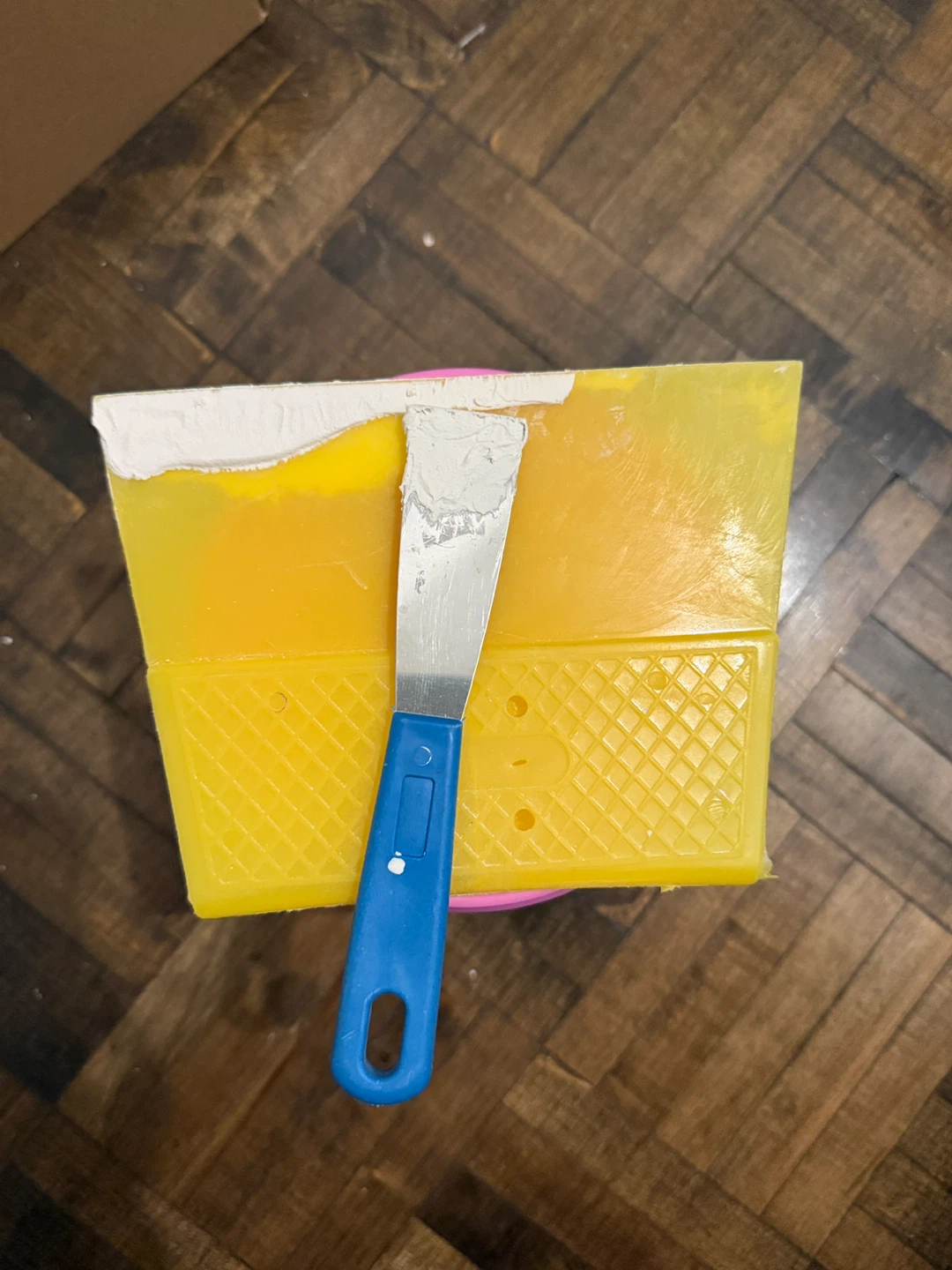 Wall Repair (DAP DryDex & Polyfilla + Putty Knives) - photo 4