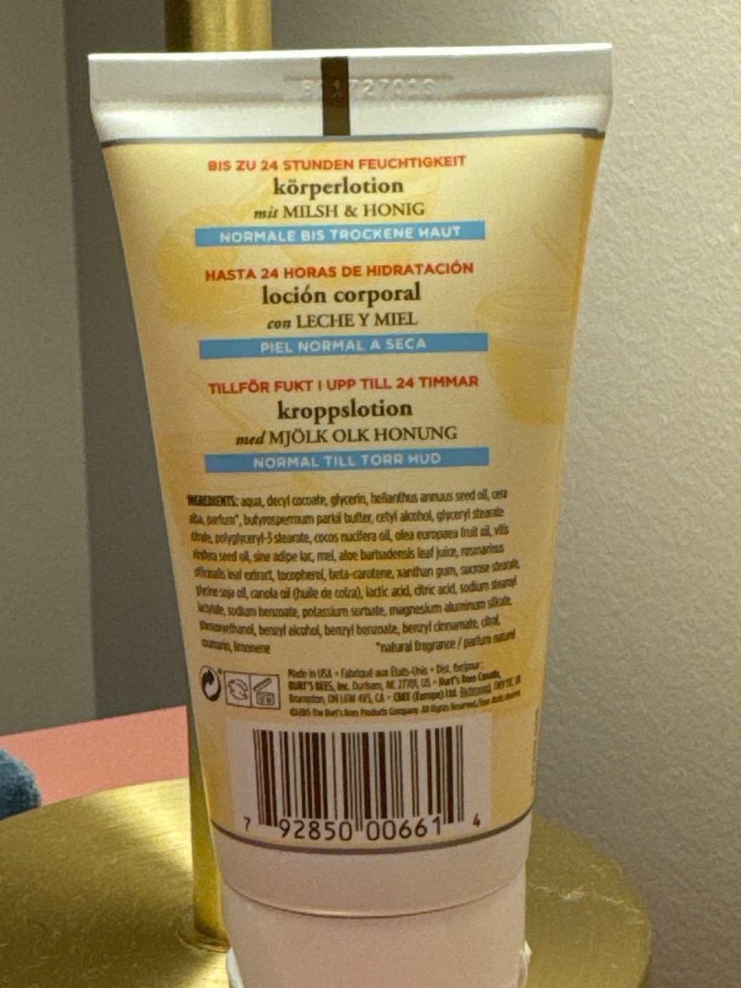 Burt's Bees Body Lotion with Milk & Honey - photo 2