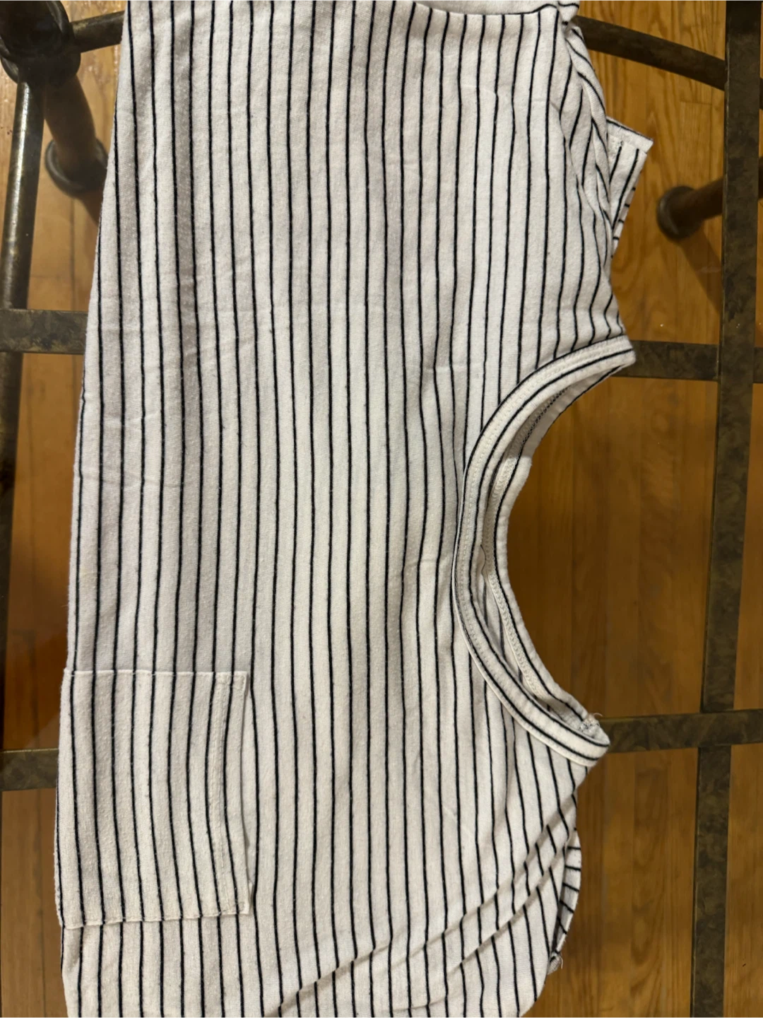 American Eagle Striped T-Shirt - Medium - photo 2