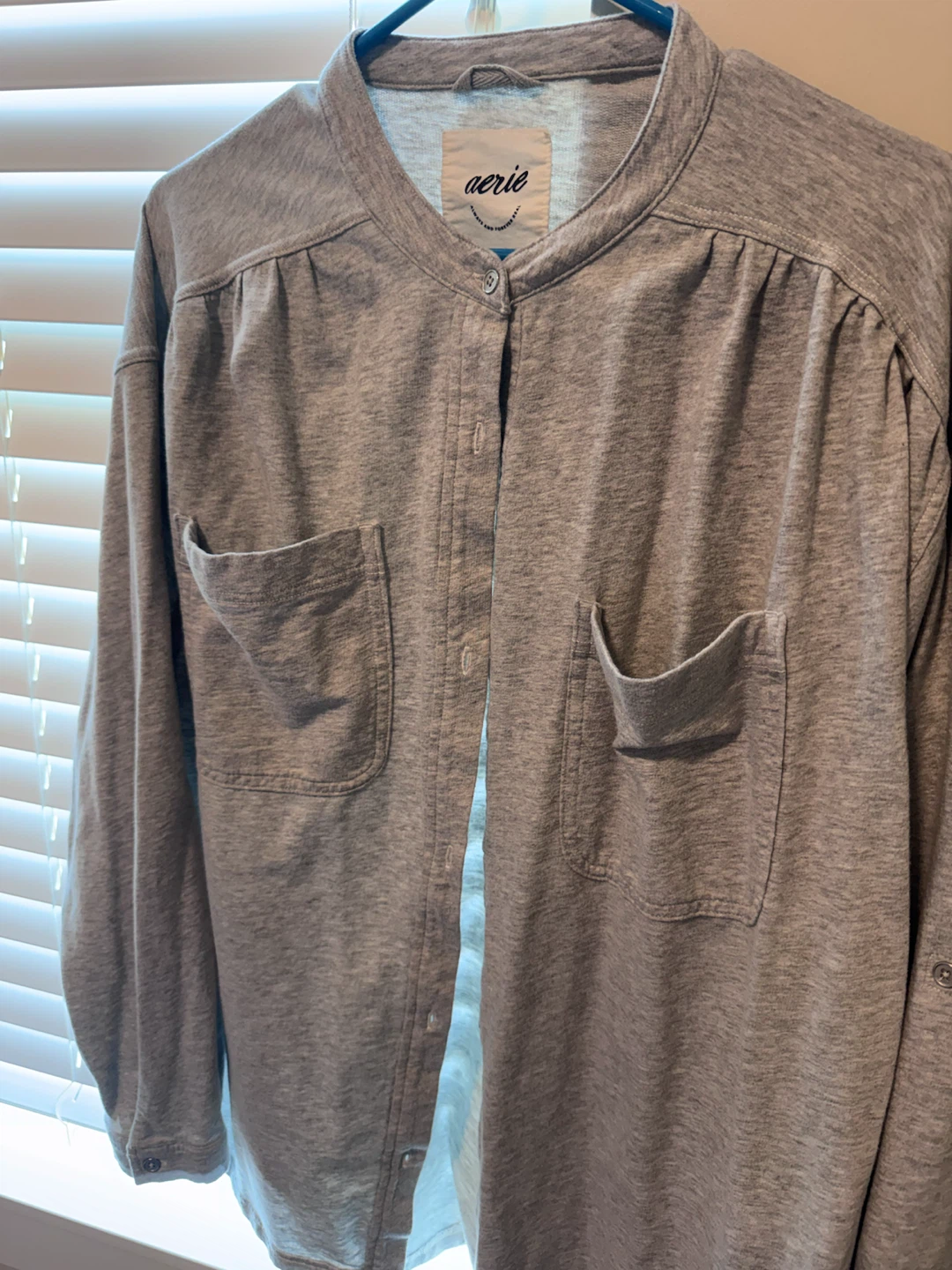 Aerie Grey Long Sleeve Button-Up Shirt M/M