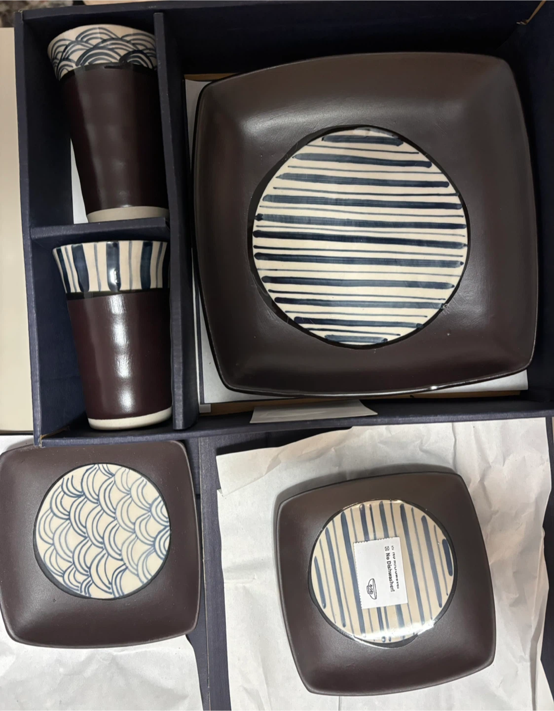 Set of 3 Square Plates and 2 Cups
