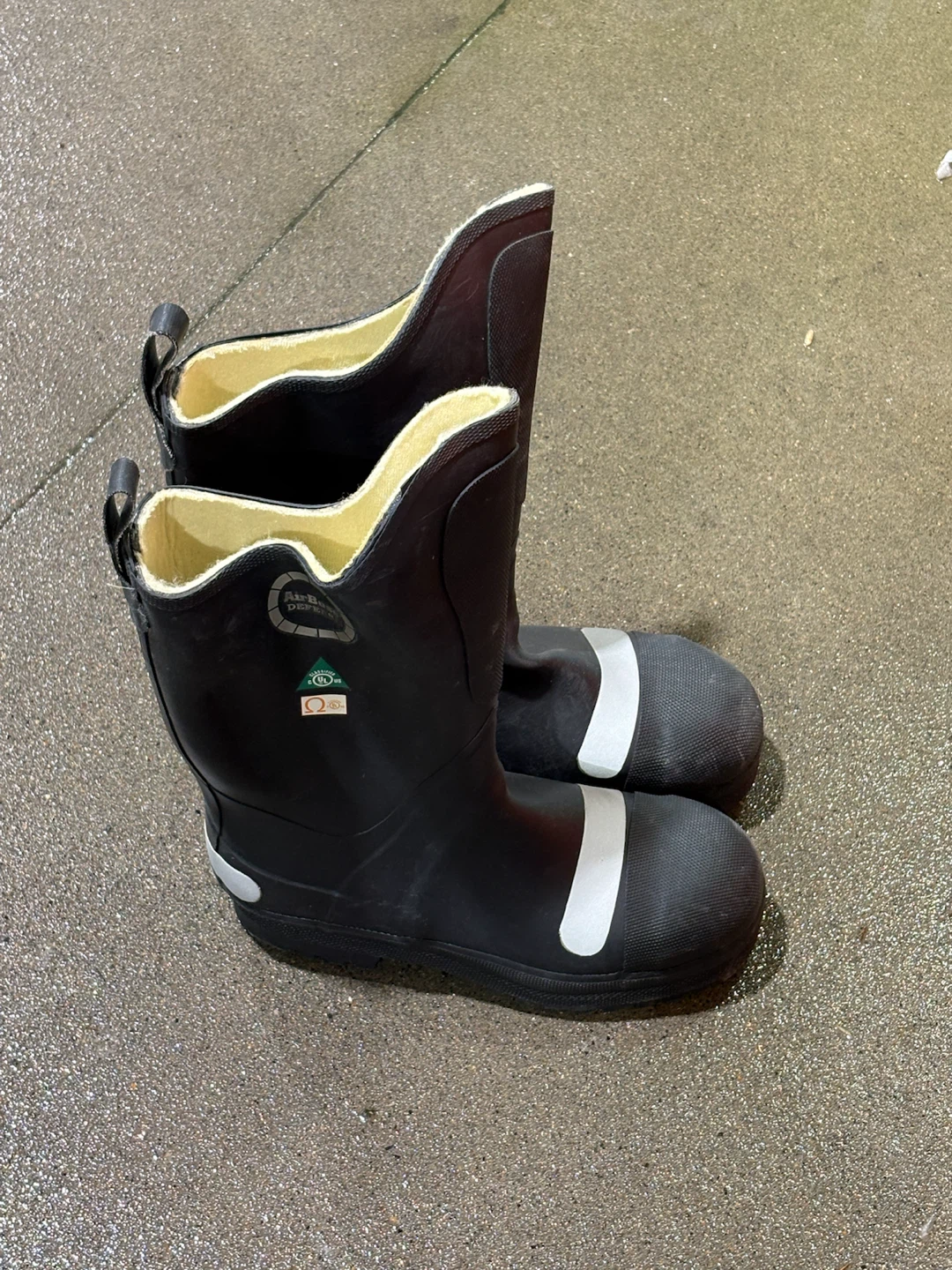 AirBoss Defense Safety Boots – Size 10 – Brand New