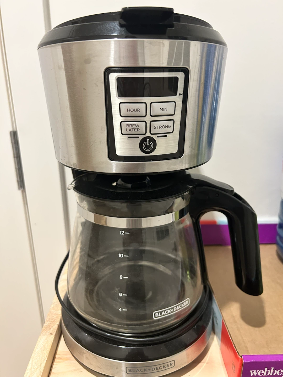BLACK+DECKER 12-Cup Programmable Coffee Maker - photo 2