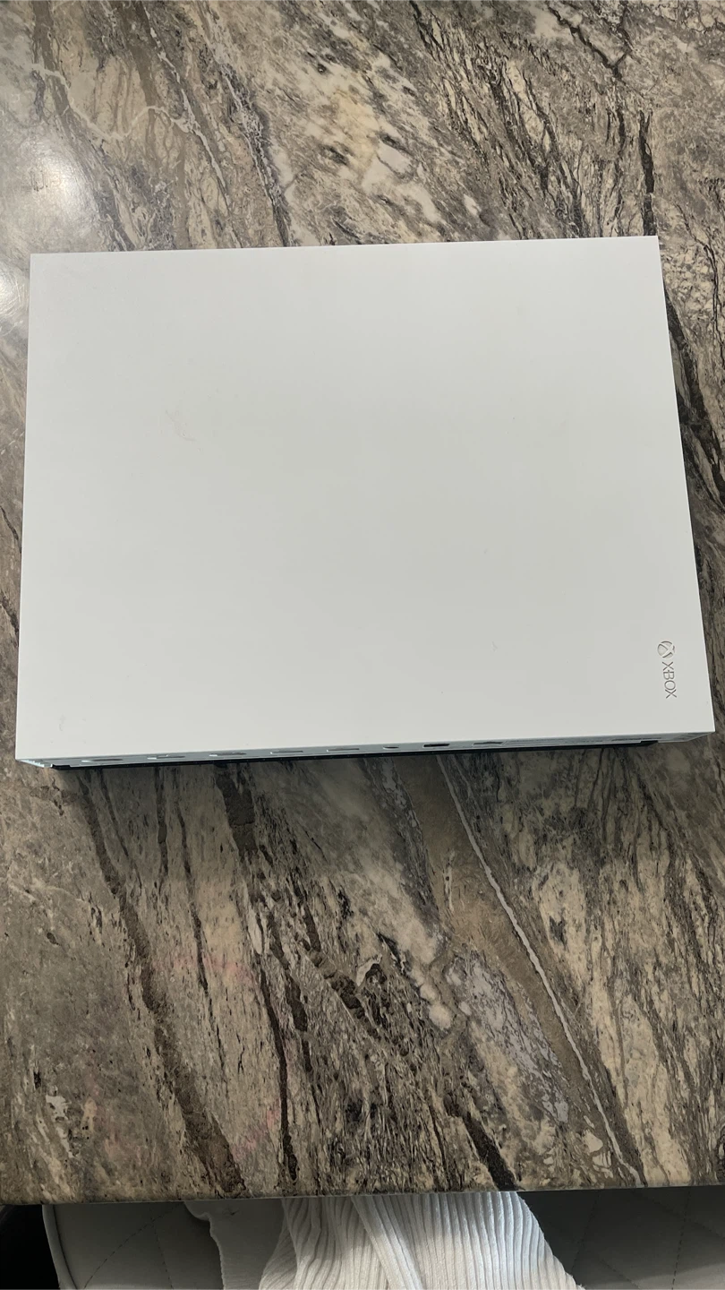 Xbox One X 1TB Console - photo 3
