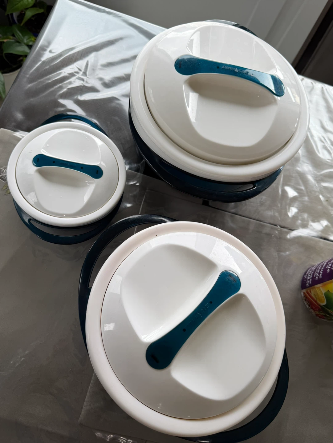 Set of 3 White & Teal Casserole Food Warmers - photo 3