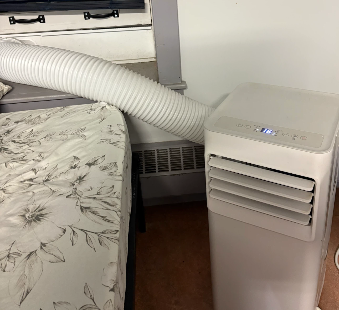 Vissani Air Conditioner