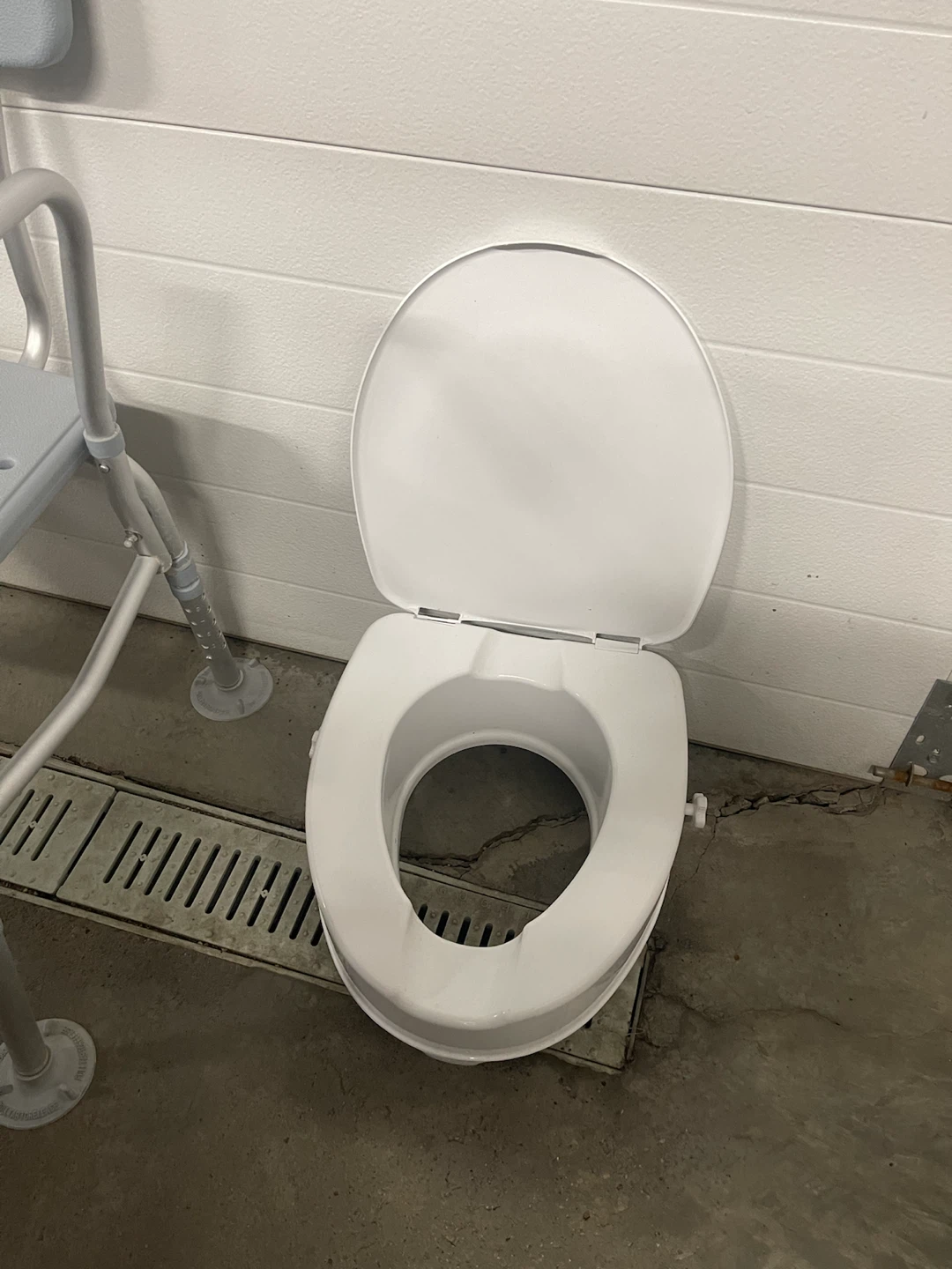 Adjustable Bath Seat with Backrest and Arms - photo 4