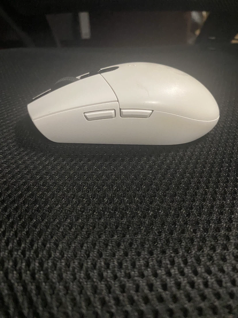 Logitech G305 LIGHTSPEED Wireless Gaming Mouse - White - photo 2
