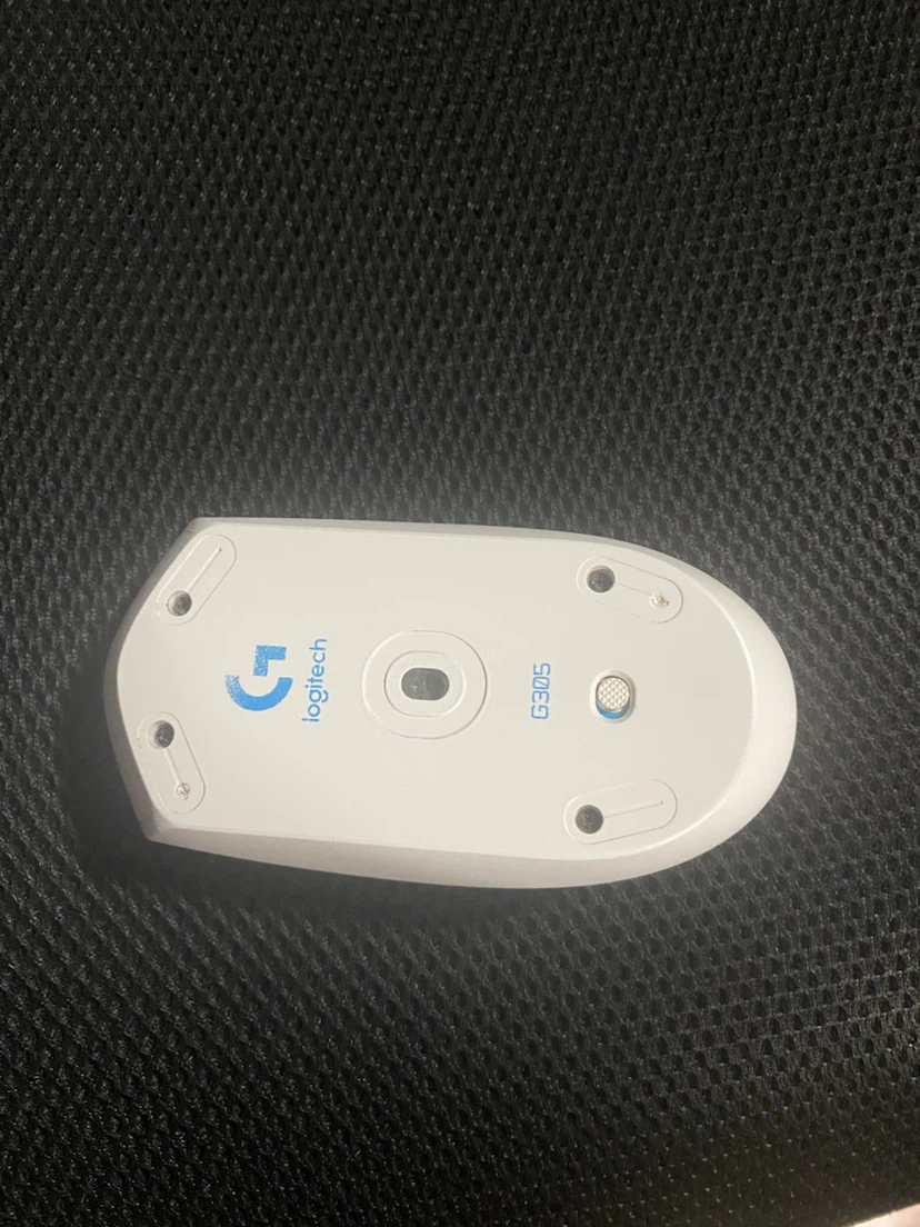 Logitech G305 LIGHTSPEED Wireless Gaming Mouse - White - photo 3