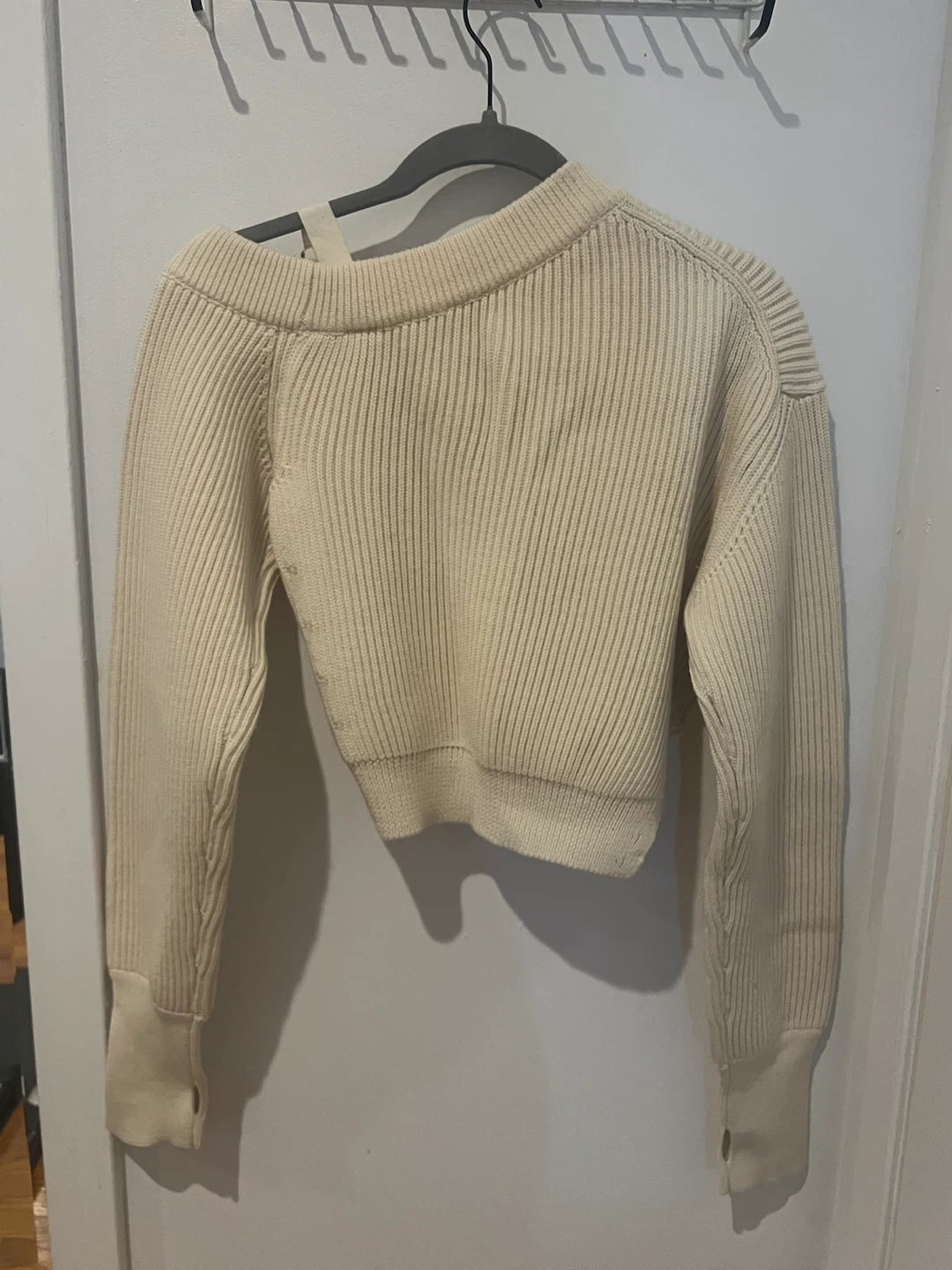 Jacquemus La Maille Seville Asymmetric Ribbed Jumper - photo 2