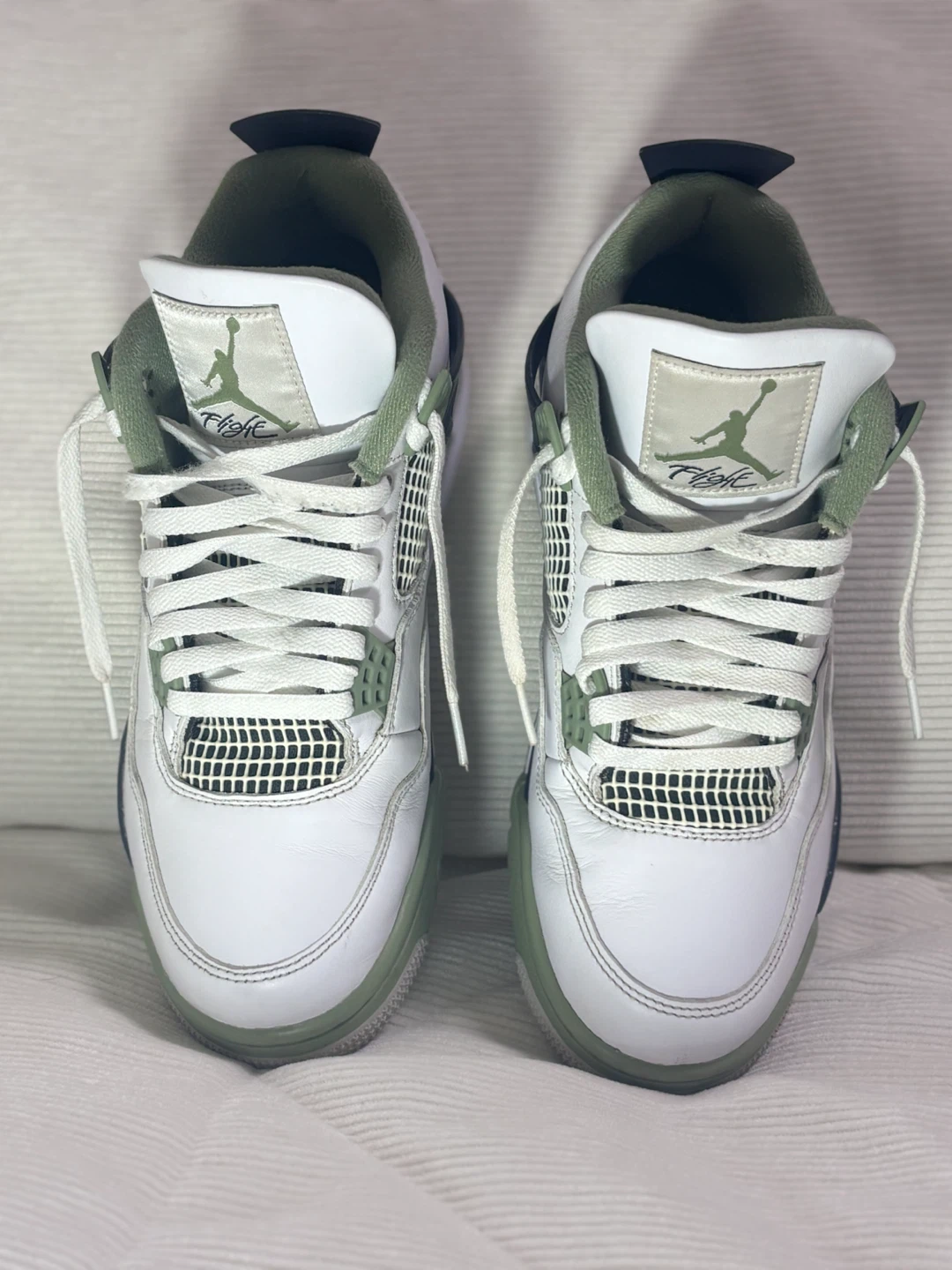 Jordan 4- SeaFoam Green- Size 11W/9.5M - photo 3