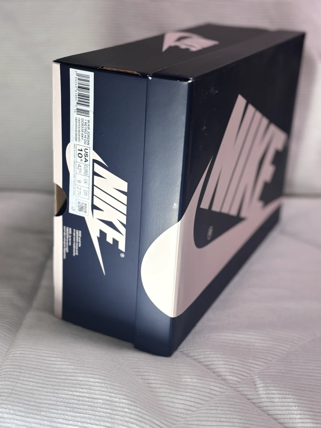 Jordan 1- Retro High, Bubble Gum Pink Atmosphere- Size 10.5W/9M - photo 4