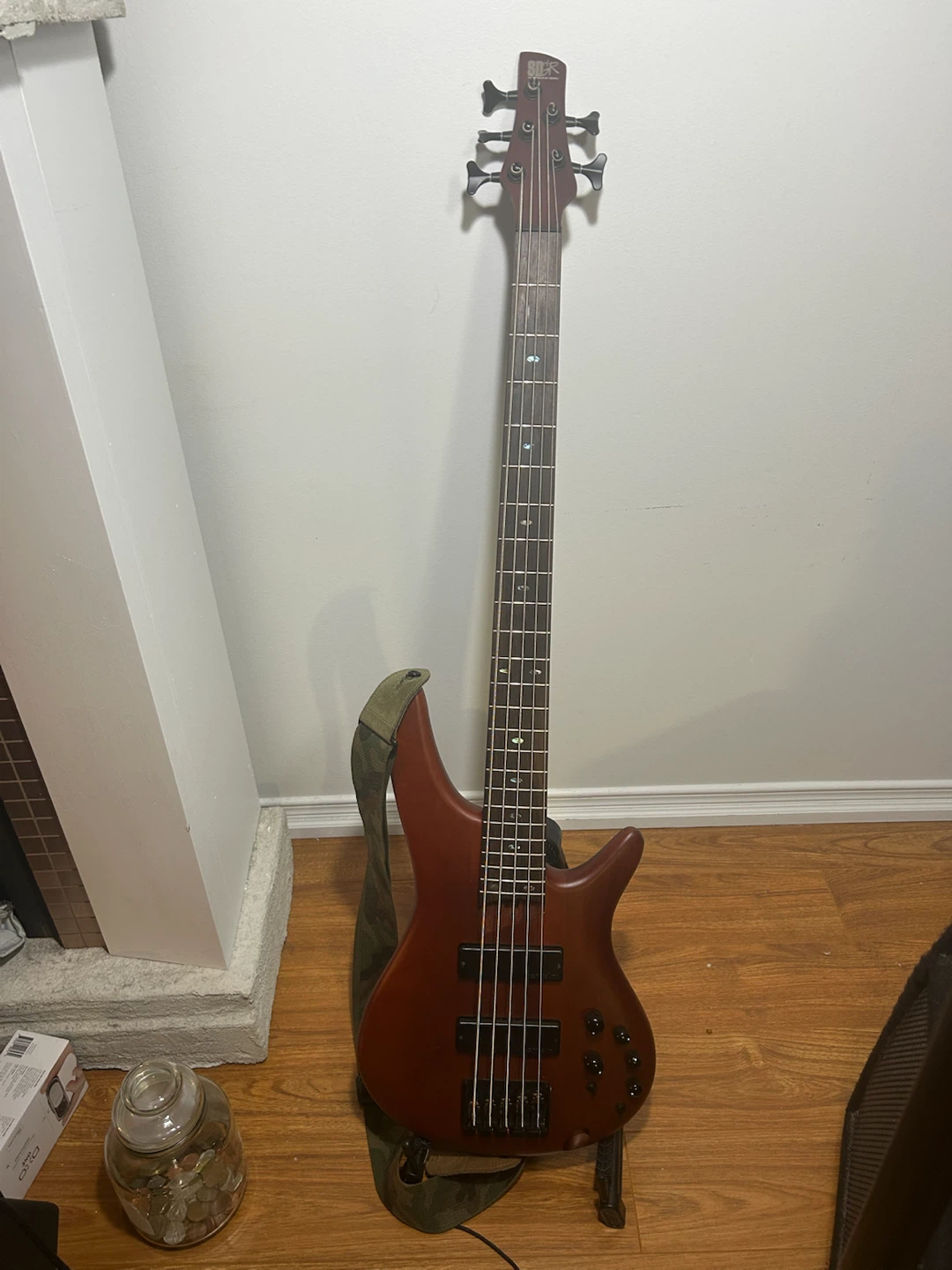 Ibanez SR505 Soundgear (SDGR) 5-String Bass - photo 3