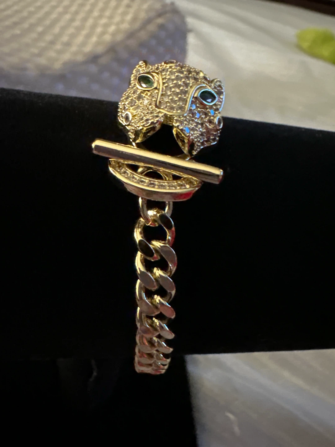 14k gold laminated Leopard Head Toggle Bracelet - photo 2