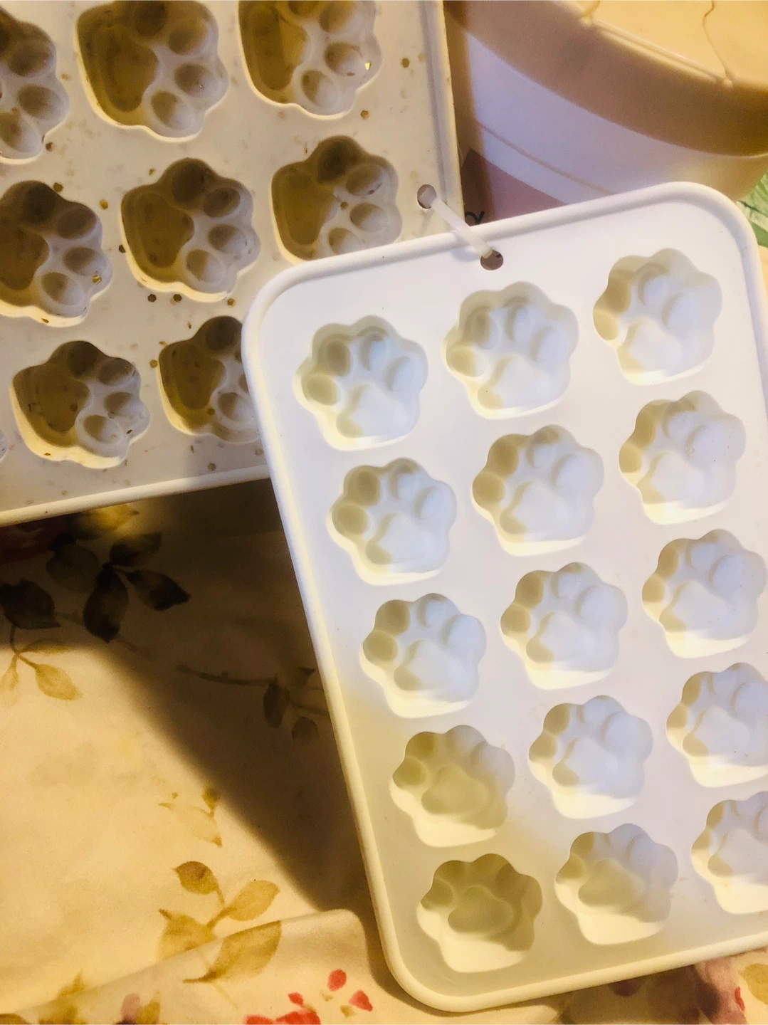 DexyPaws Pet Wipes & 2 NEW Silicone Treat Moulds - photo 5