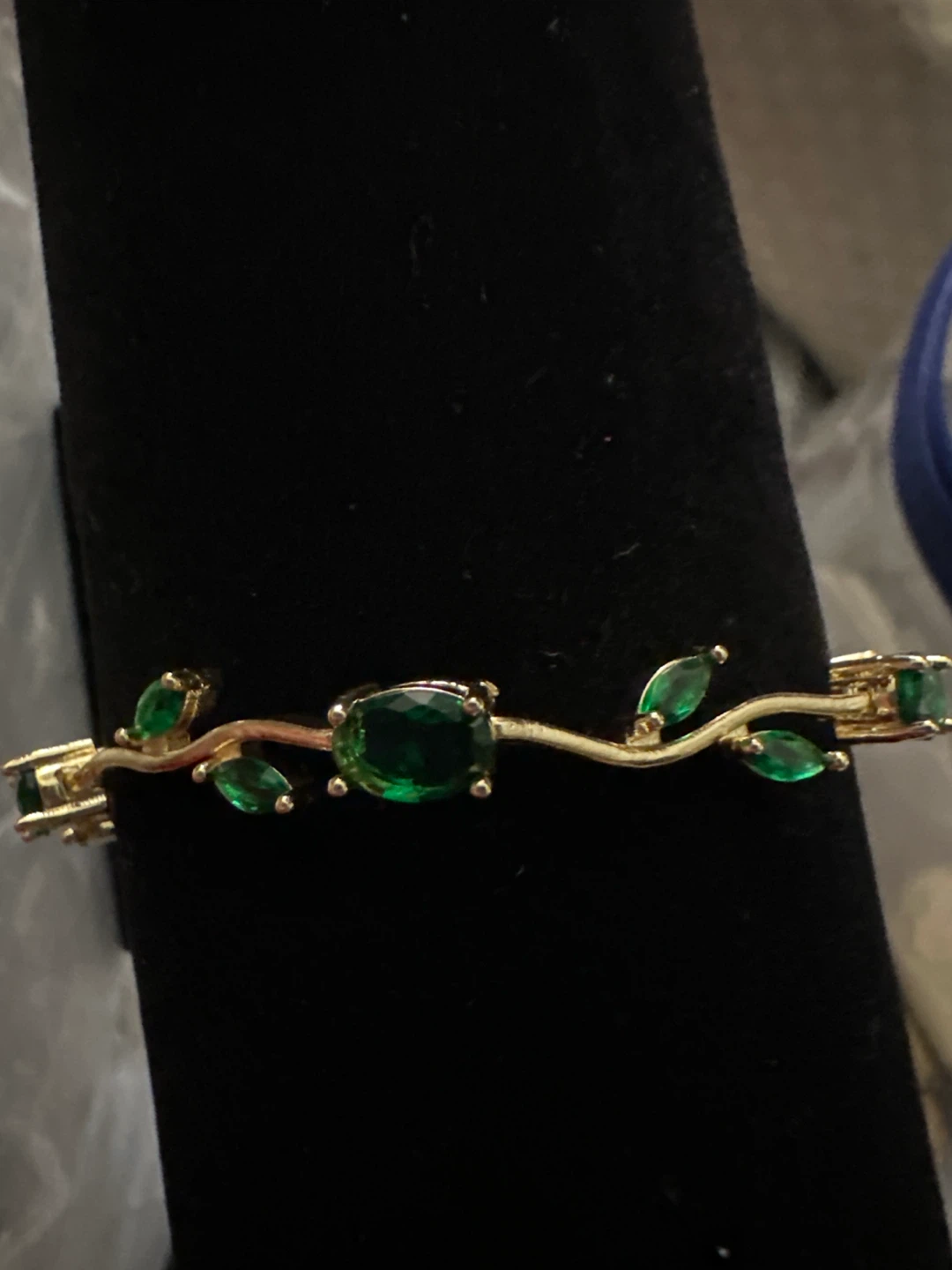 14k Gold laminated Bracelet with Green Stones - photo 3