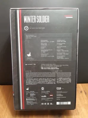 Hot Toys 1/6 scale Winter Soldier Collectible Figure - photo 2