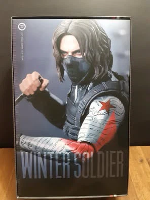 Hot Toys 1/6 scale Winter Soldier Collectible Figure - photo 3