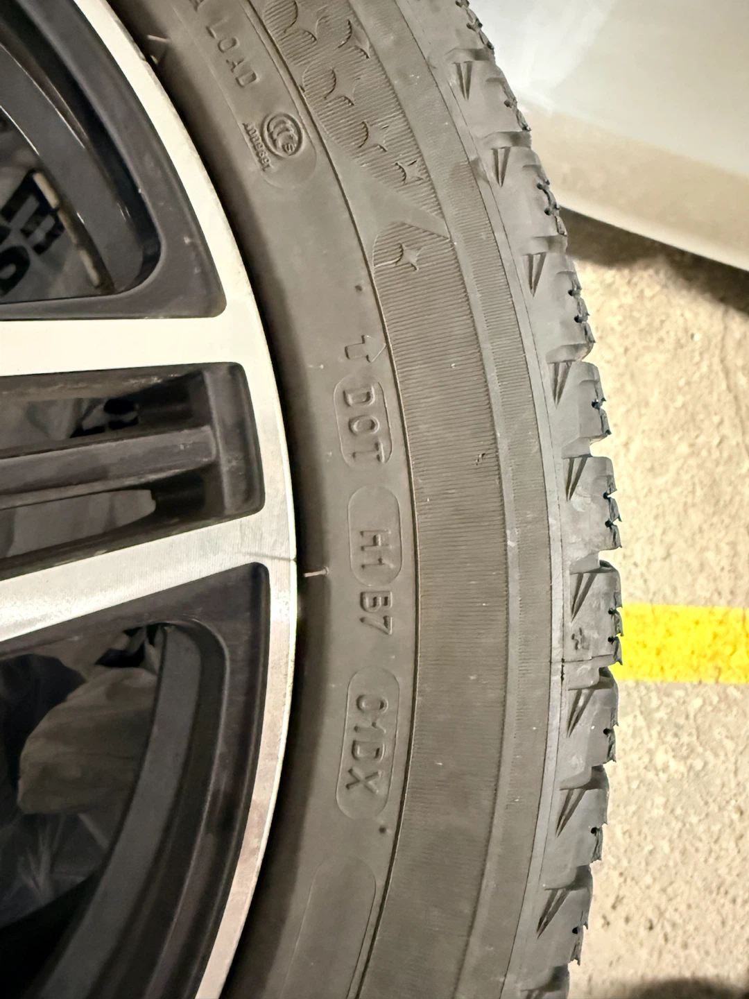 Michelin all season Rims & Tires 245/45/18 - photo 3