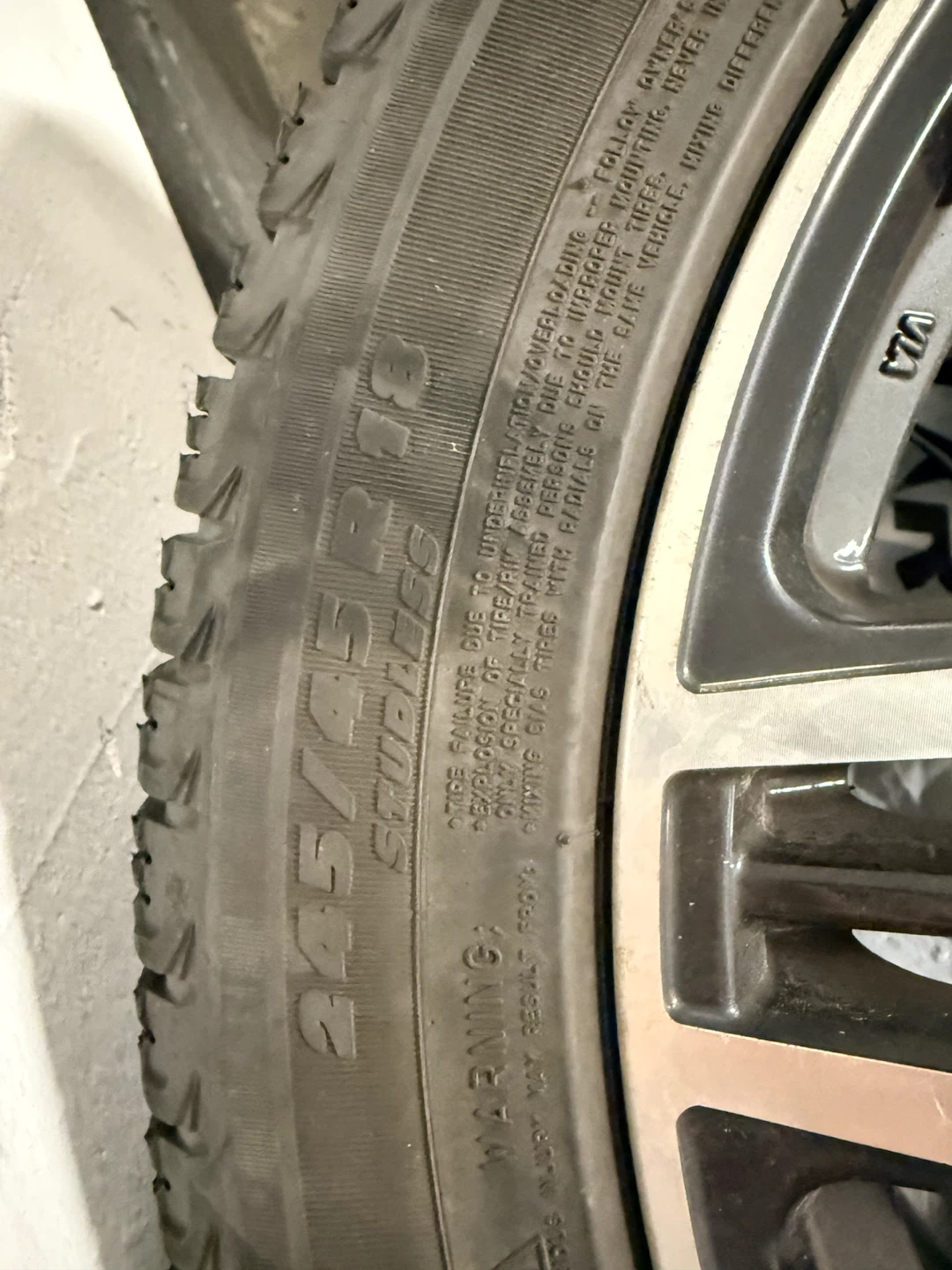 Michelin all season Rims & Tires 245/45/18 - photo 4