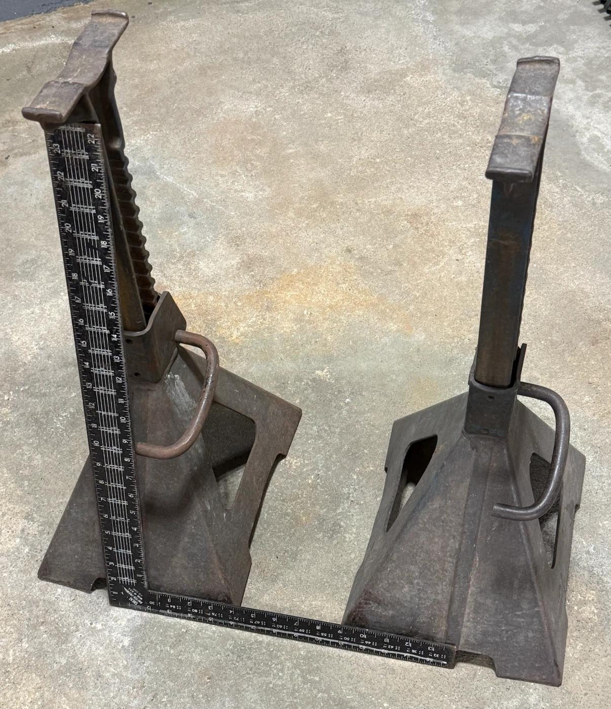 Automotive Car Jacks (Pair)
