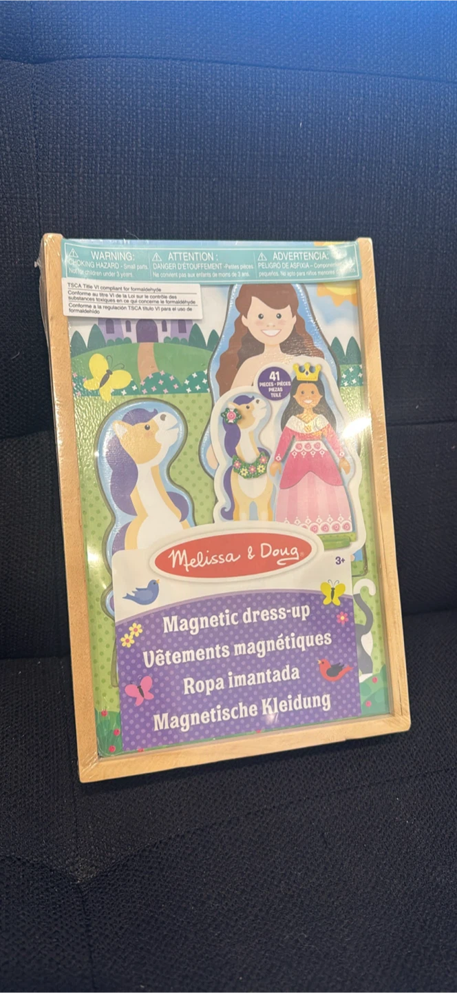 Melissa & Doug Magnetic Princess Dress-Up Play Set