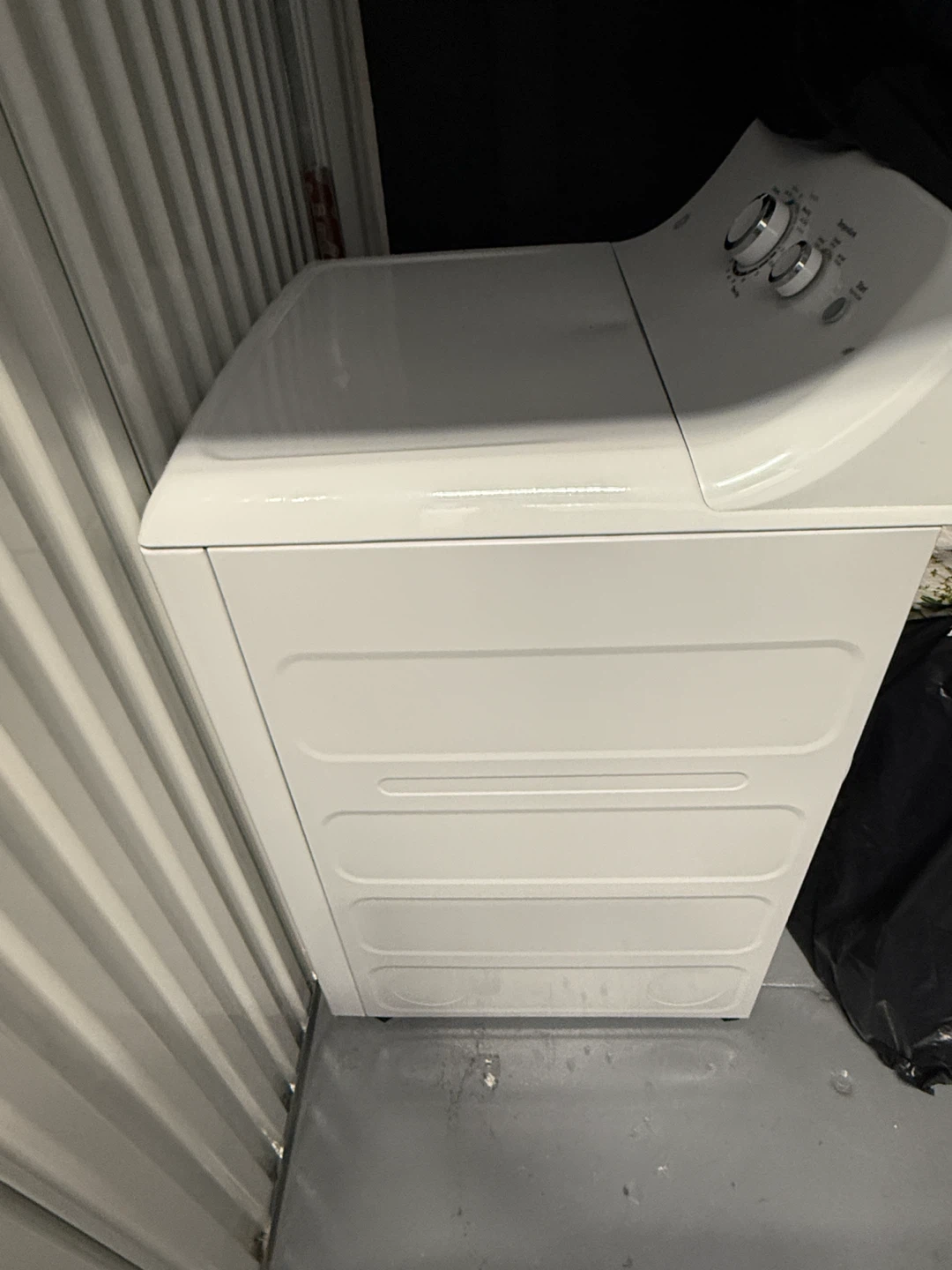GE White Top Load Washing Machine and Dryer - photo 3