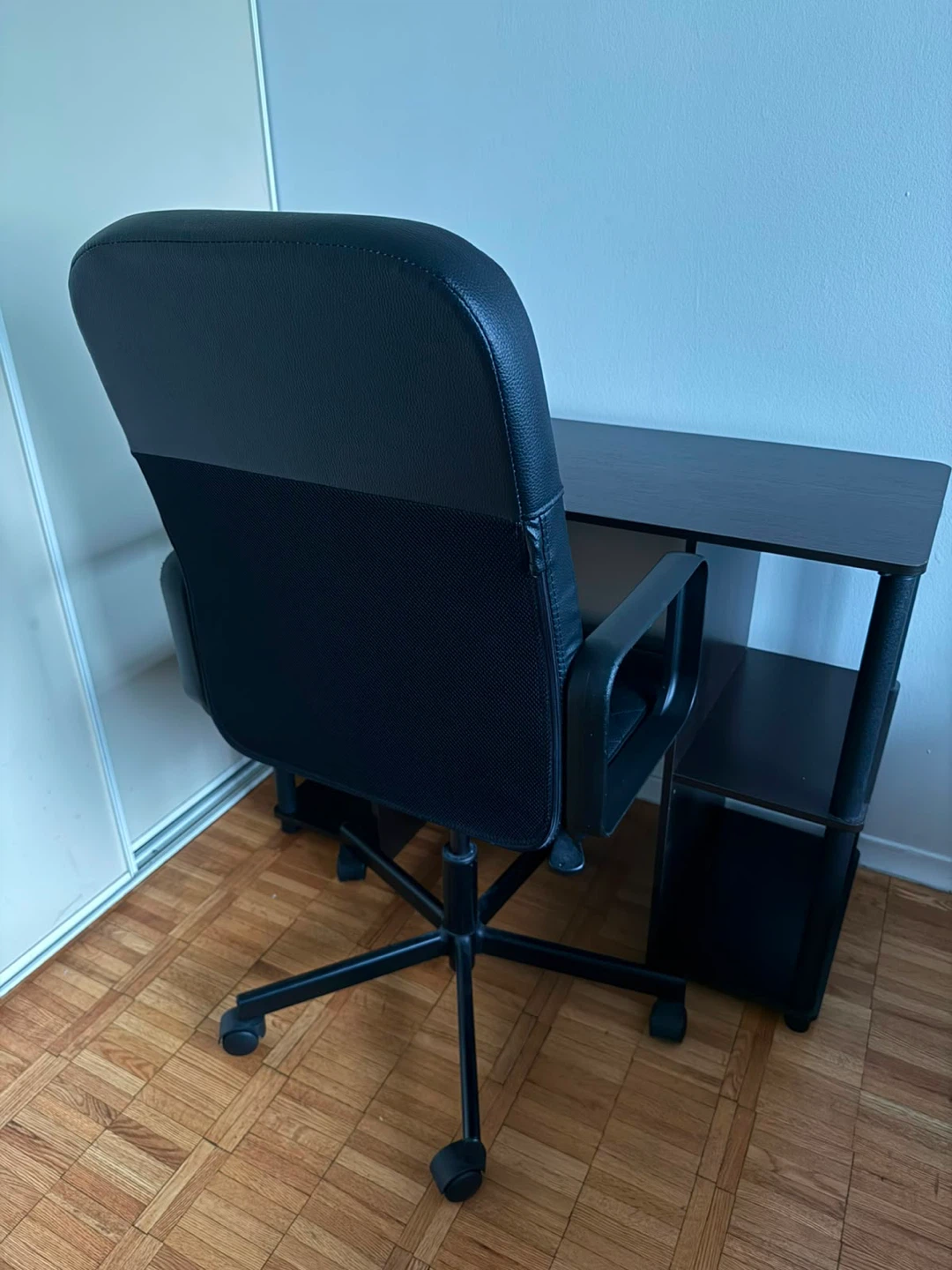 Office Chair - photo 2