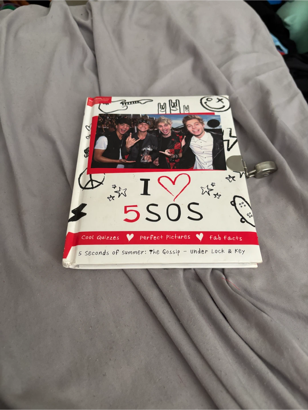 5 Seconds of Summer "The Gossip with lock