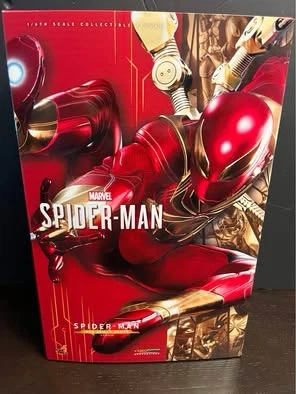 Hot Toys Spider Man Iron Spider Armor  VGAM038 Figure