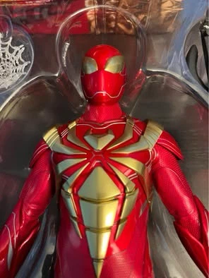 Hot Toys Spider Man Iron Spider Armor  VGAM038 Figure - photo 3