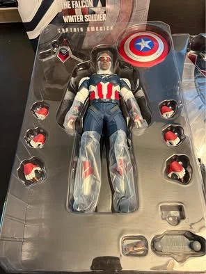 The Falcon and The Winter Soldier Captain America Figure - photo 2