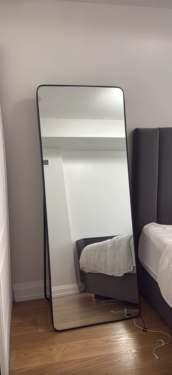 Elegant mirror for sale - photo 3
