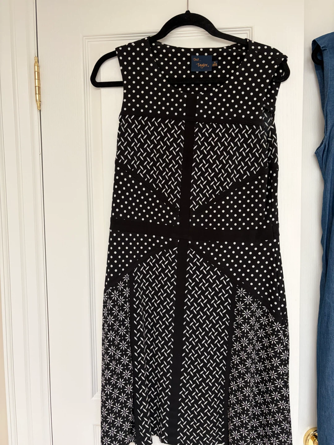 Taylor Black & White Patterned Dress - Size 10