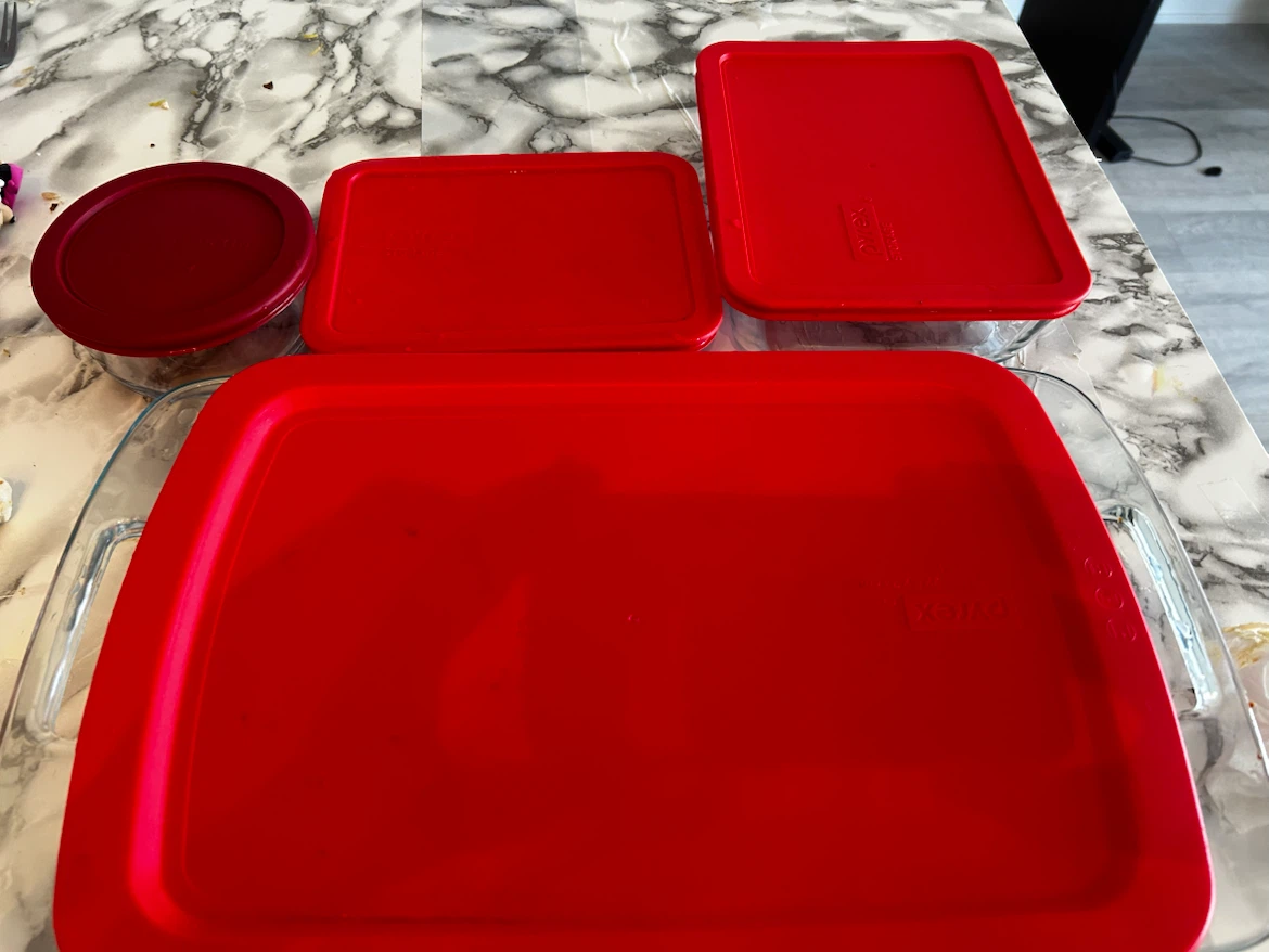 Pyrex Glass Food Storage Containers with Red Lids - photo 3