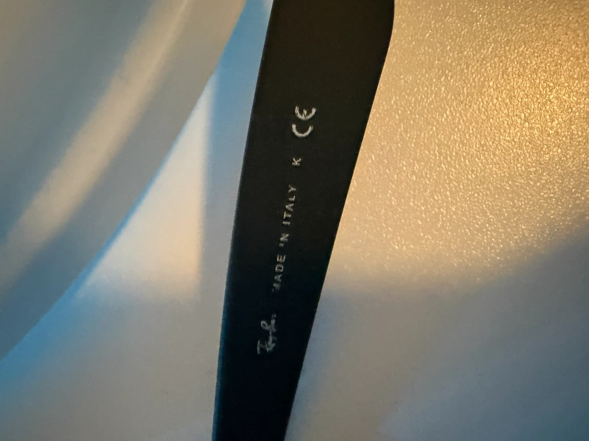 Ray-Ban Wayfarer Sunglasses - photo 2
