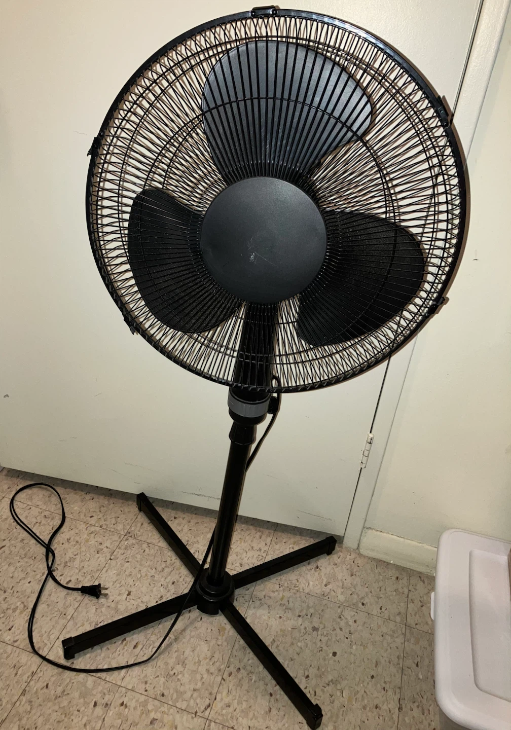 16" Stand Fan SF3-40E - photo 2