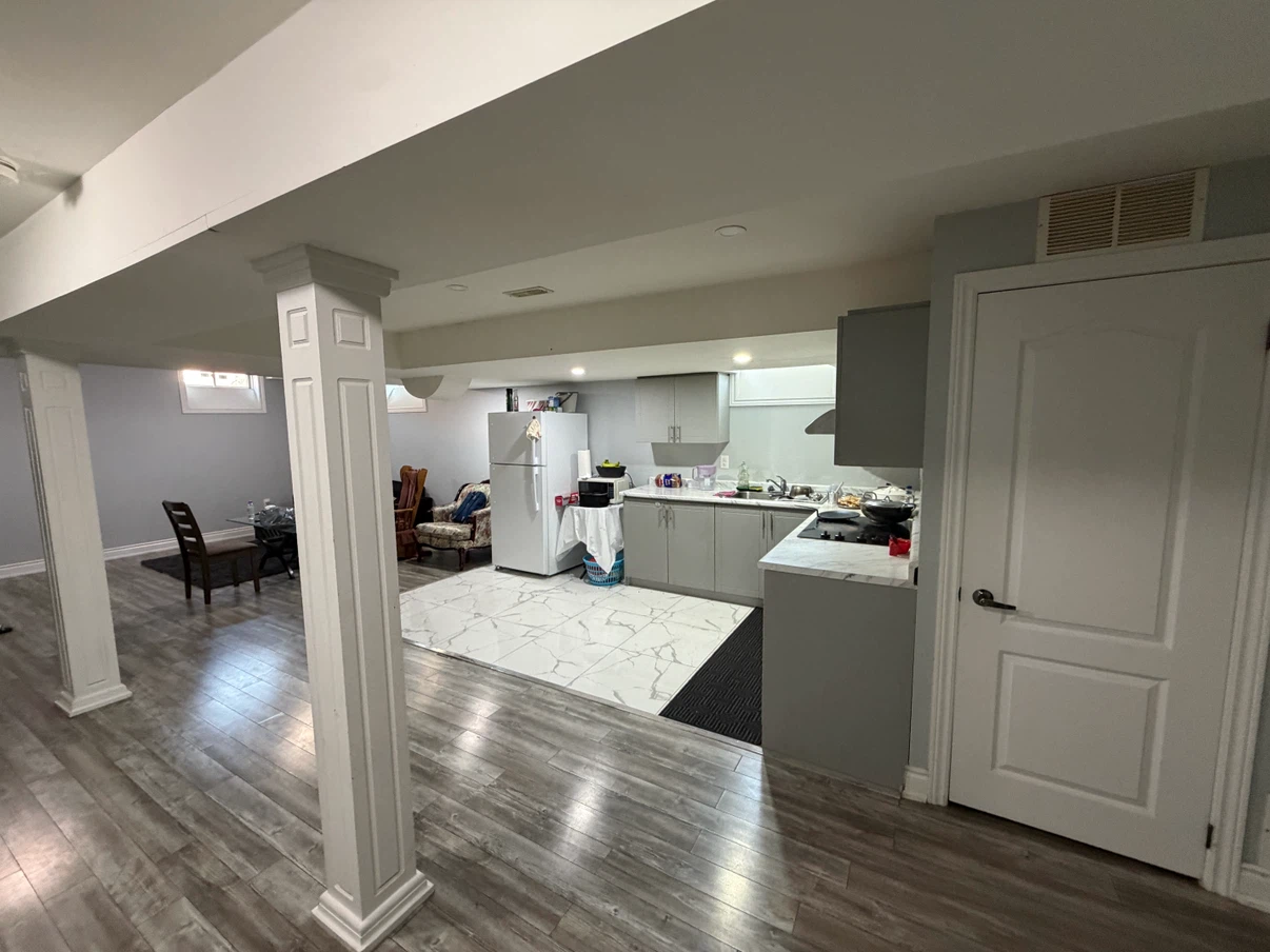 Private room for rent - photo 2